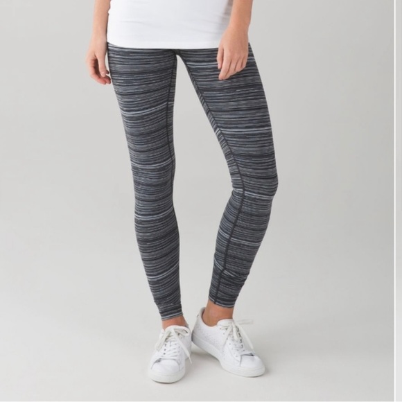 High times full length cyber stripe, dark grey - Lululemon - Picture 2 of 5